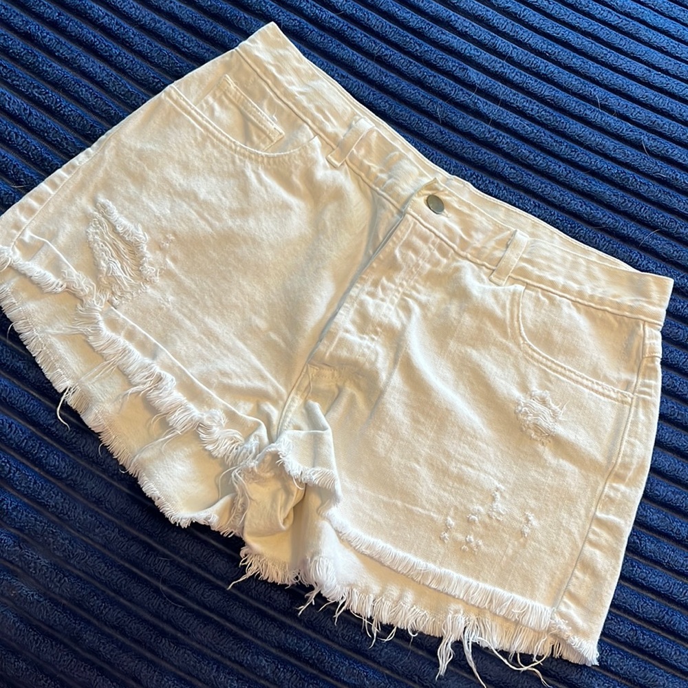 White Chubbies Shorts